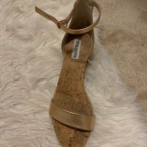 Steve Madden Block Heel Rose Gold Sandal